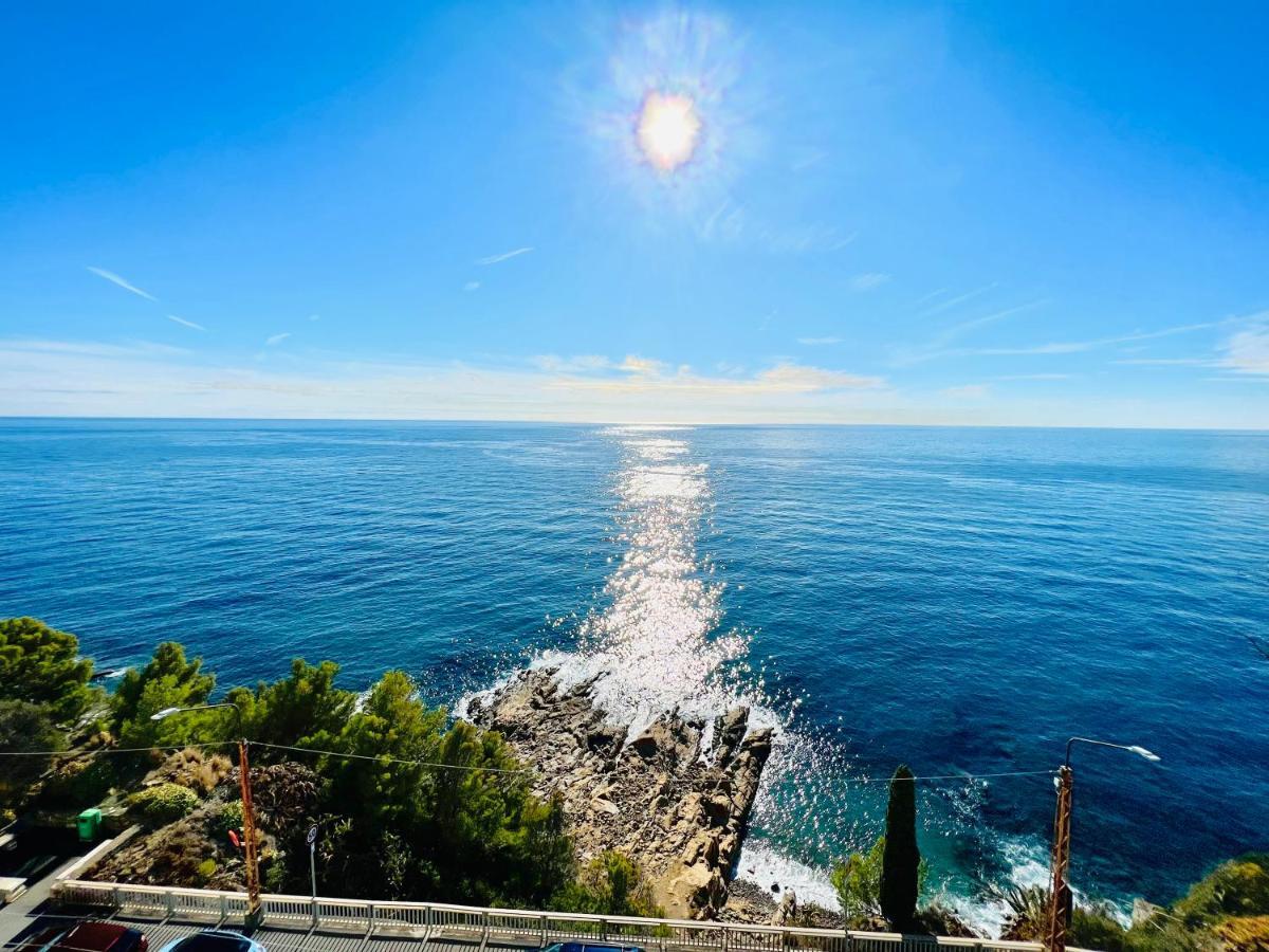 Suite Sunset 22 - Fronte Mare Санремо Екстер'єр фото