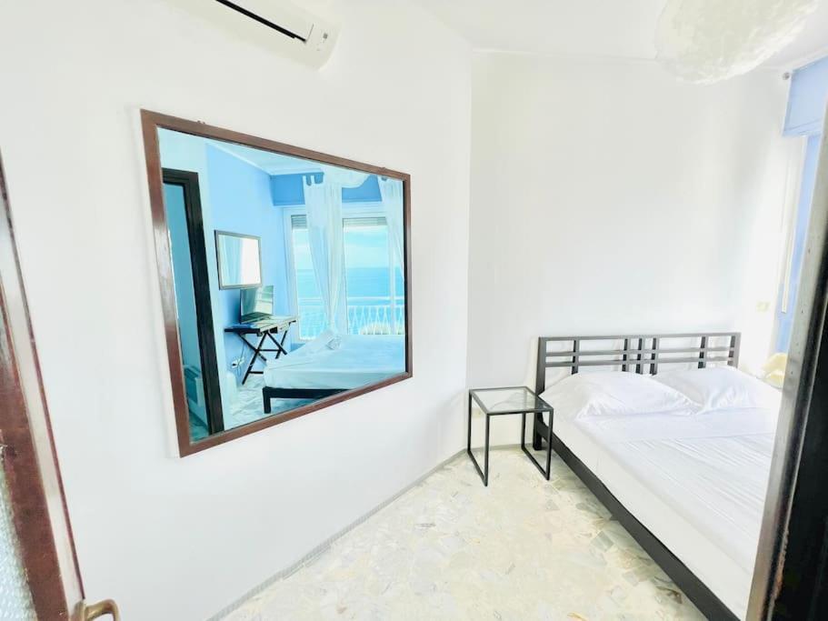 Suite Sunset 22 - Fronte Mare Санремо Екстер'єр фото