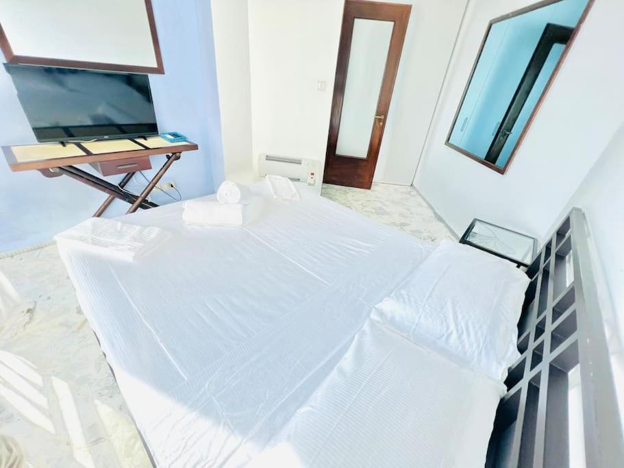 Suite Sunset 22 - Fronte Mare Санремо Екстер'єр фото